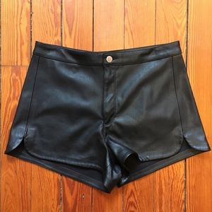 H&M faux Leather Black Shorts Sz 10